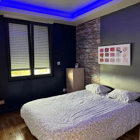 Maison *